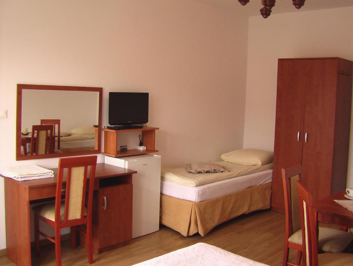 Letnia Willa Jacuzzi & Sauna Ujście-Darłowskie Esterno foto