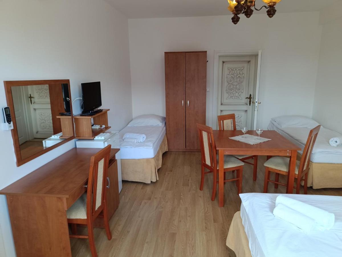 Letnia Willa Jacuzzi & Sauna Ujście-Darłowskie Esterno foto